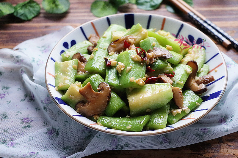 泉州特色美食有哪些：一场味蕾的盛宴